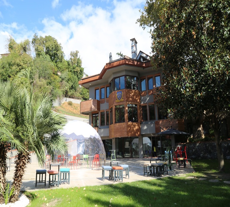 Tarabya lise Kampüsü Tarabya lise Kampüsü